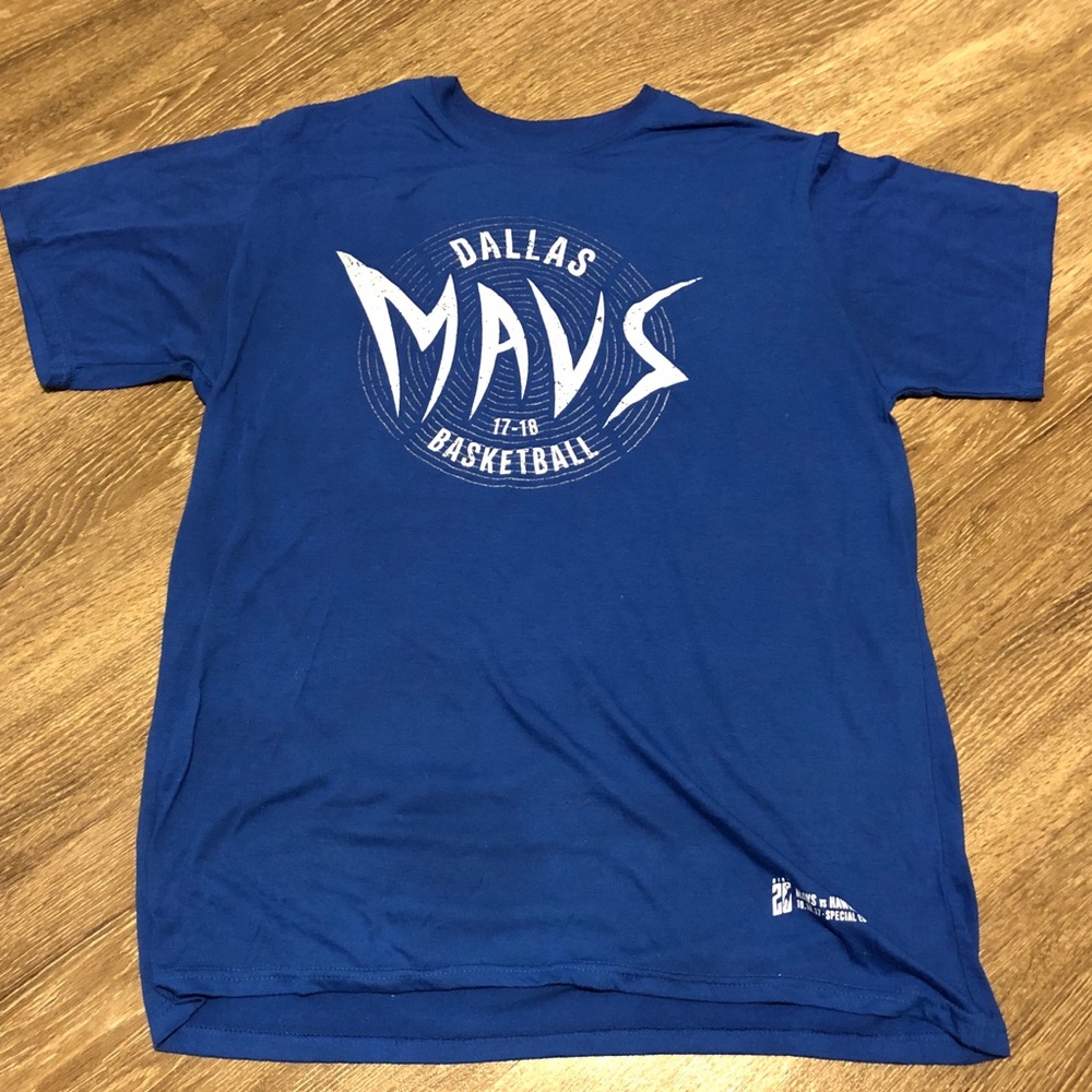 Dallas Mavericks T-shirt